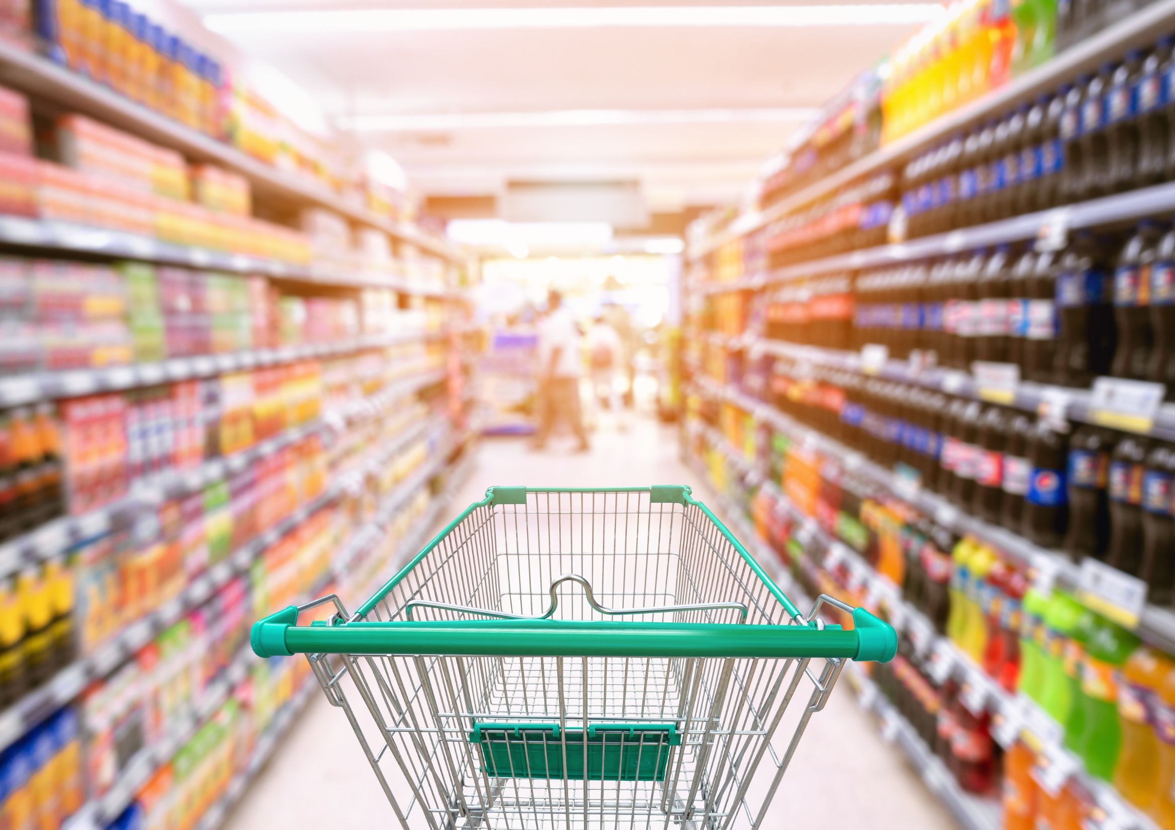 categoria de bebidas no supermercado para ilustrar a precificação de bebidas